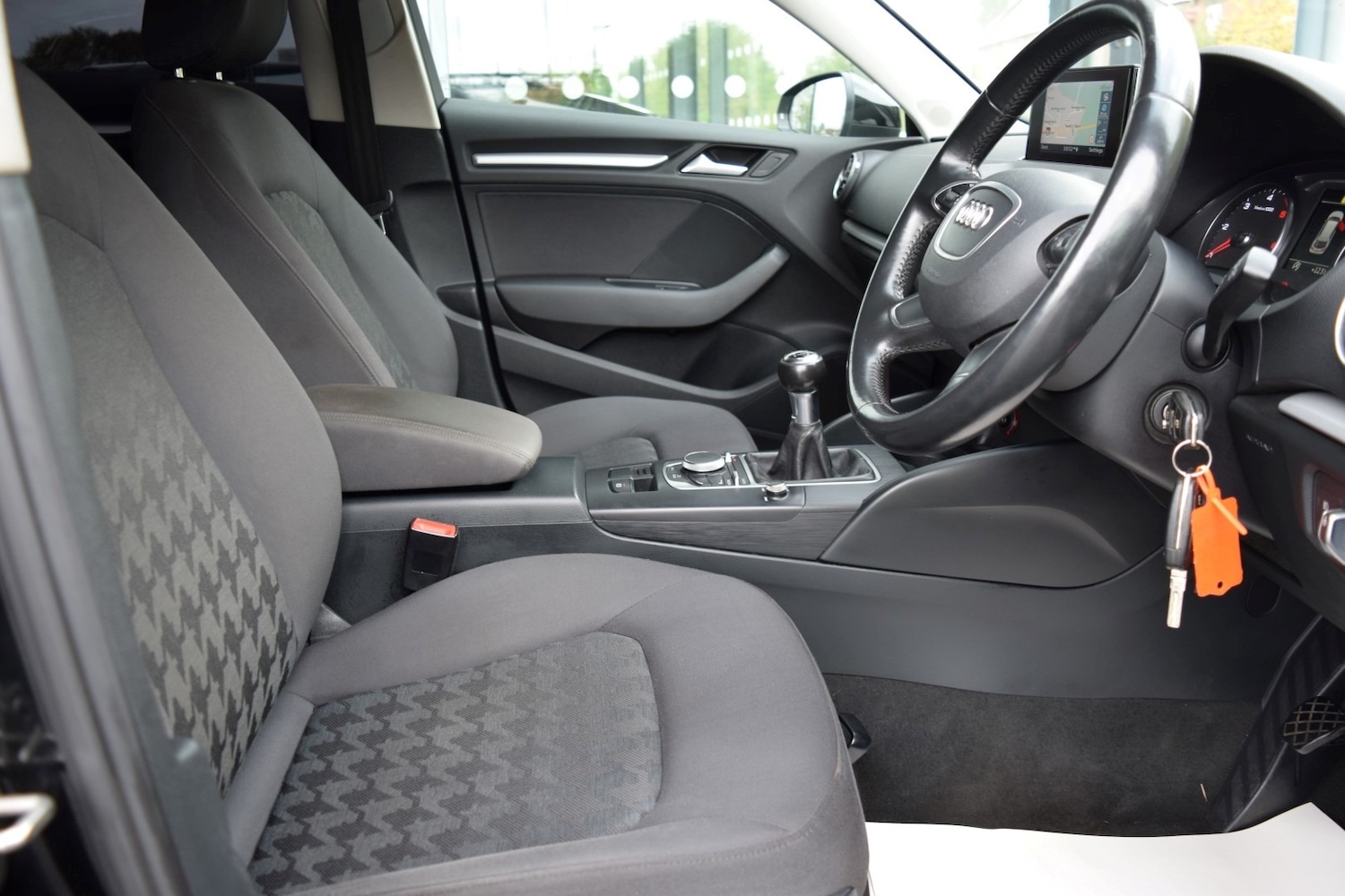 Used Audi A3 2015 for sale - 76331200: Photo 32