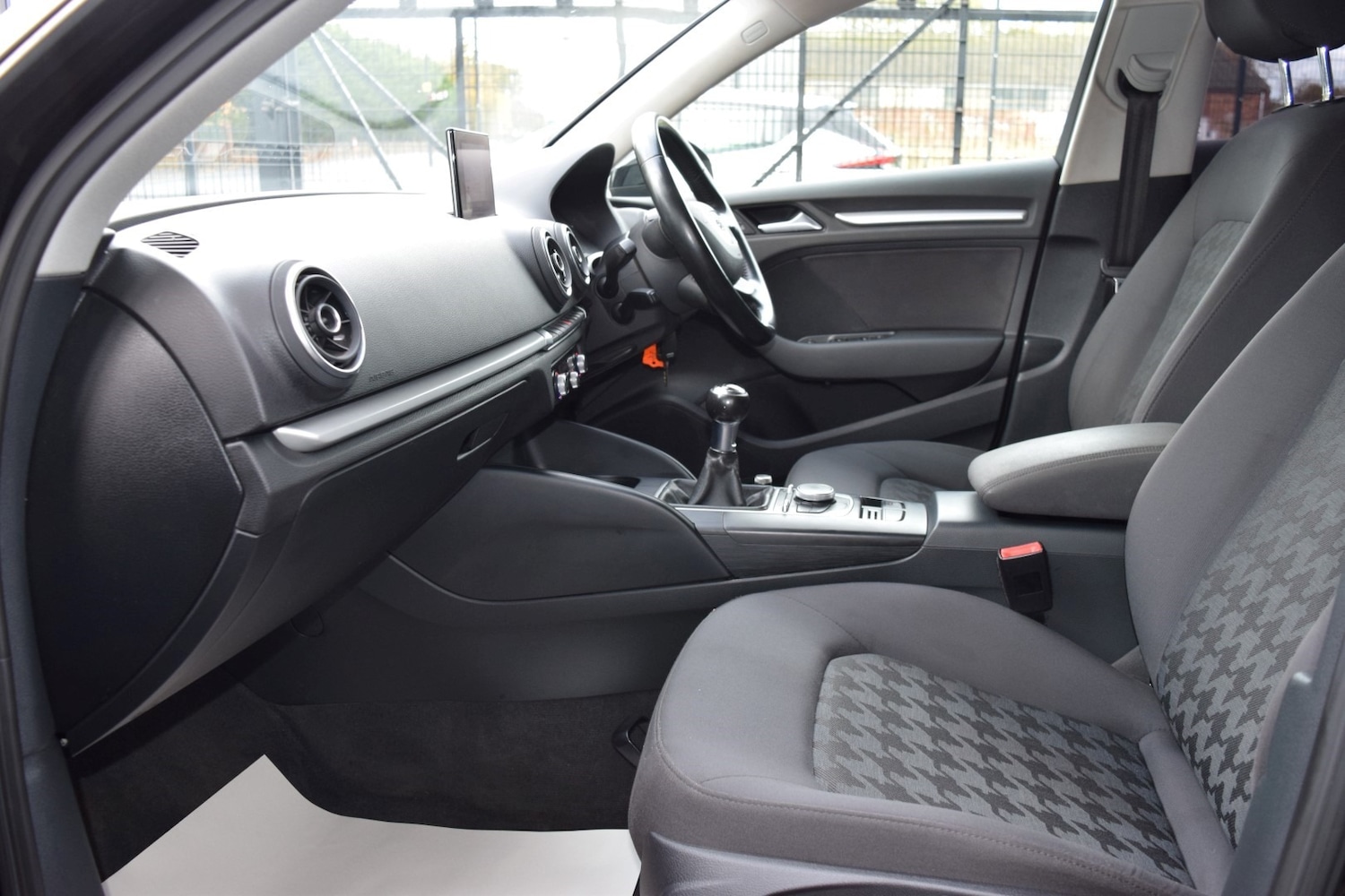 Used Audi A3 2015 for sale - 76331200: Photo 33