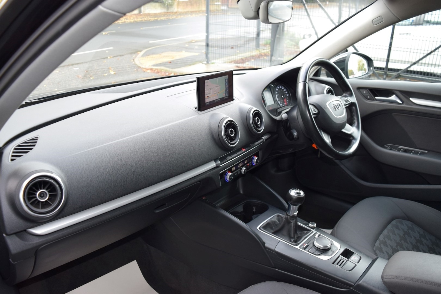 Used Audi A3 2015 for sale - 76331200: Photo 34