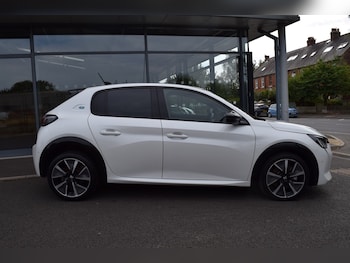 Used Peugeot 208 2022 for sale - 75849692: Photo