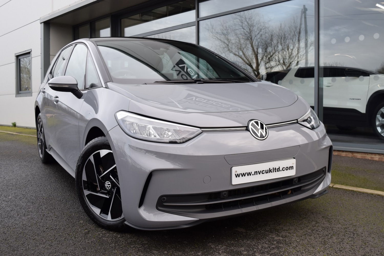 Used Volkswagen ID.3 2023 for sale - 76920058: Photo 1