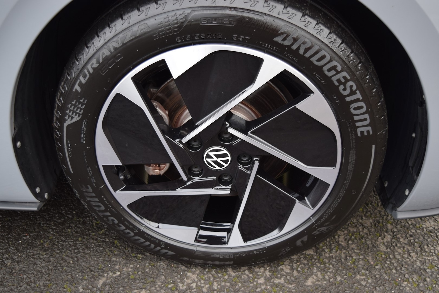 Used Volkswagen ID.3 2023 for sale - 76920058: Photo 9