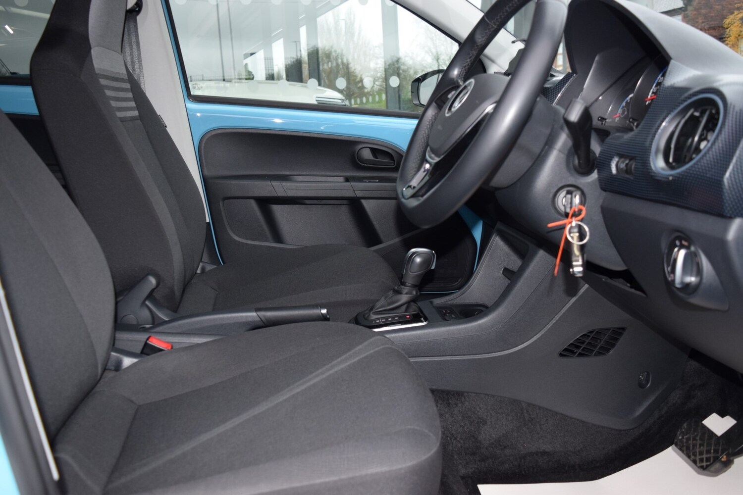 Used Volkswagen up! 2022 for sale - 76763078: Photo 32