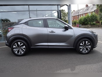 Used Nissan Juke 2023 for sale - 79558560: Photo
