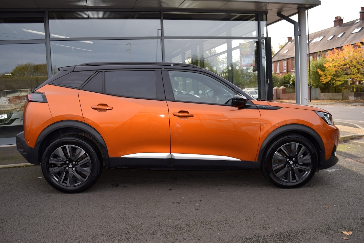 Used Peugeot 2008 2022 for sale - 76364146: Photo 2