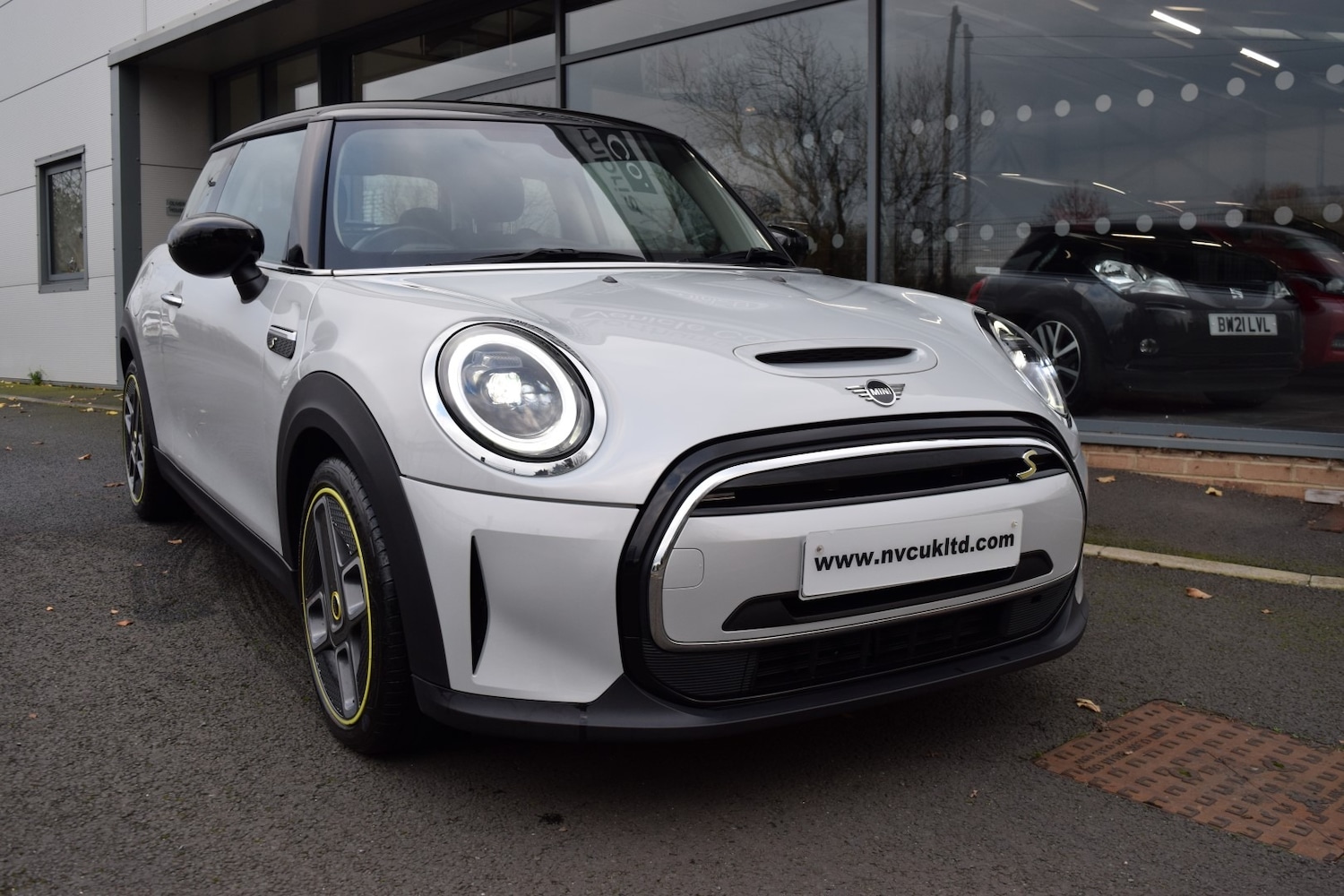 Used MINI Hatch 2022 for sale - 76507336: Photo 3