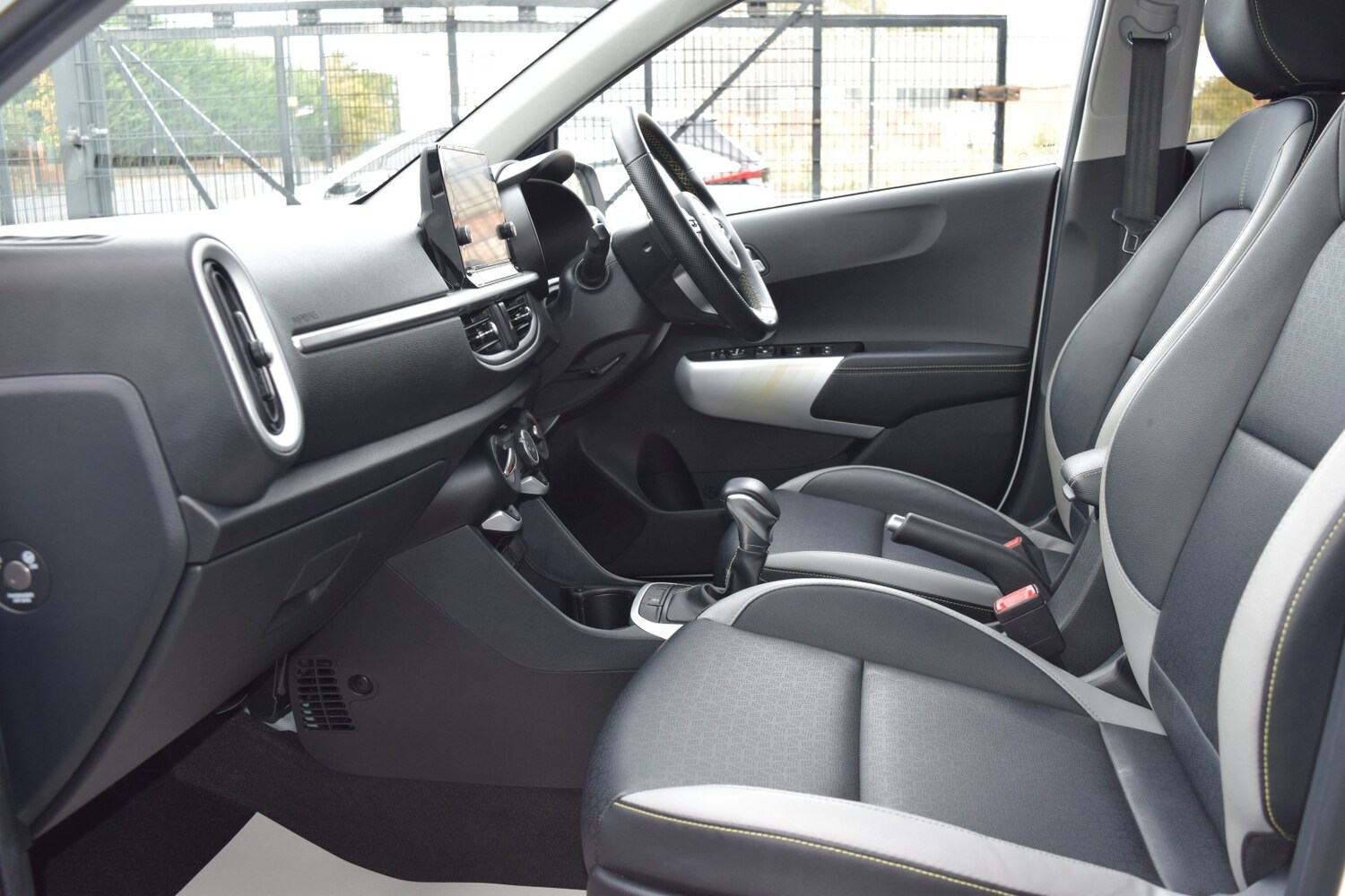 Used Kia Picanto 2022 for sale - 76243778: Photo 32