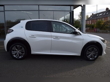 Used Peugeot 208 2022 for sale - 76413895: Photo