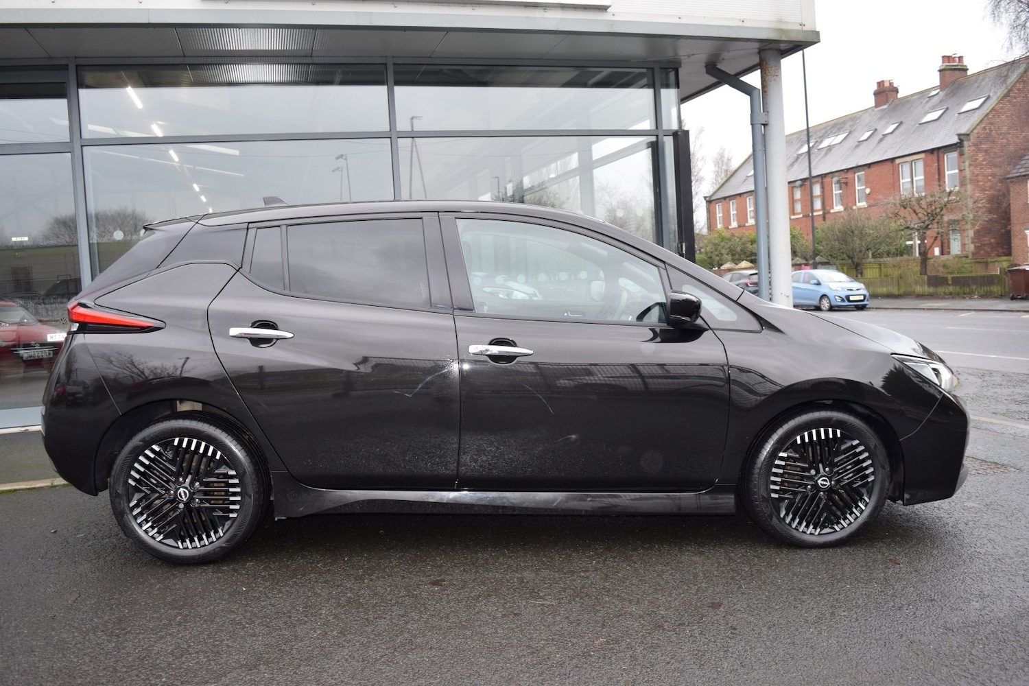 Used Nissan Leaf 2024 for sale - 77311392: Photo 2