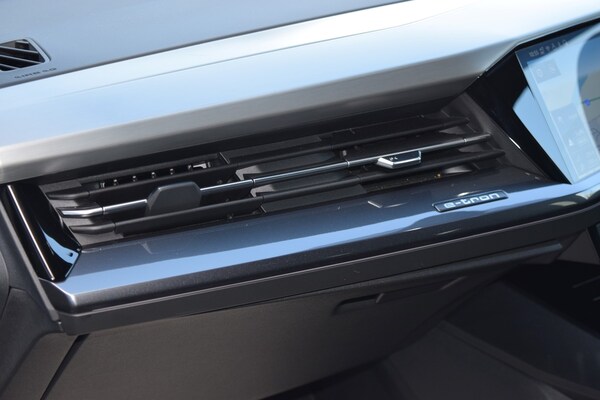 Used Audi Q4 e-tron 2024 for sale - 75193535: Photo 46
