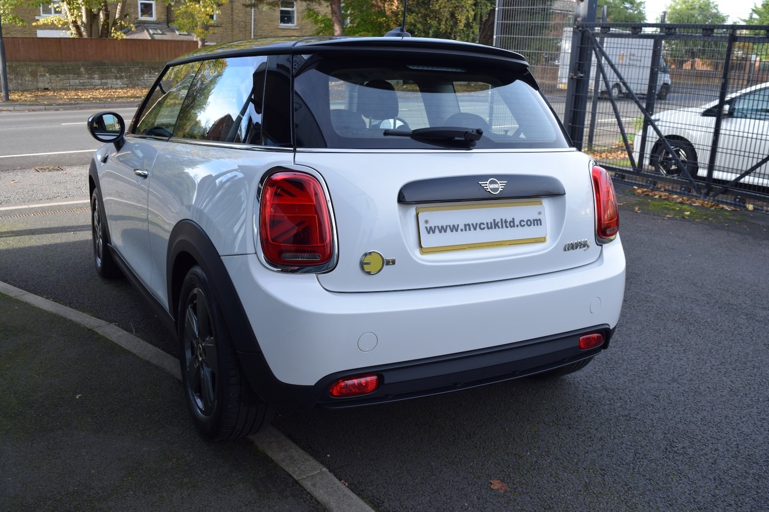 Used MINI Hatch 2023 for sale - 76364302: Photo 8