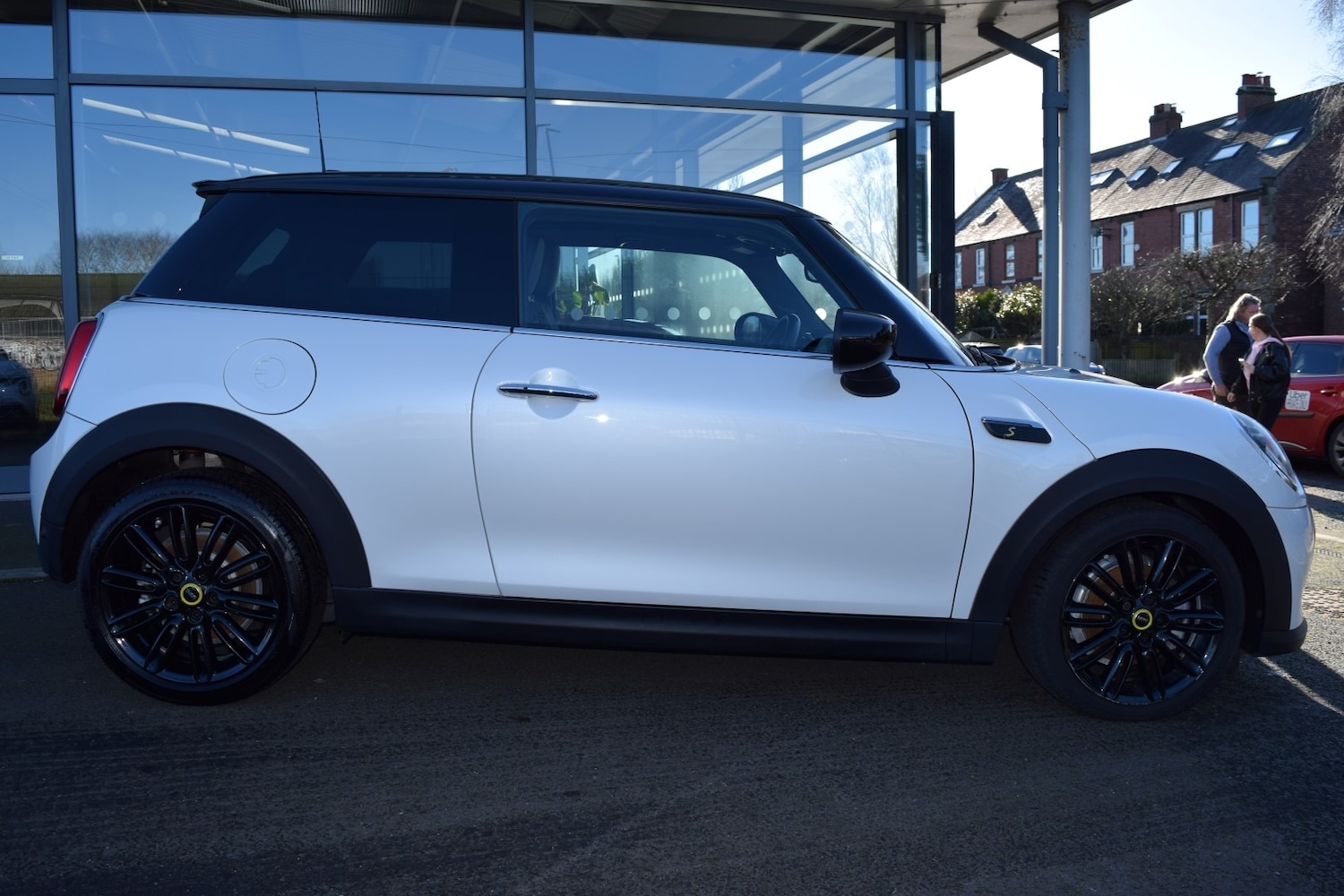 Used MINI Hatch 2023 for sale - 77556051: Photo 2