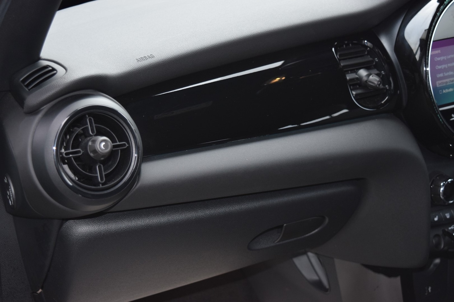 Used MINI Hatch 2022 for sale - 77475311: Photo 41