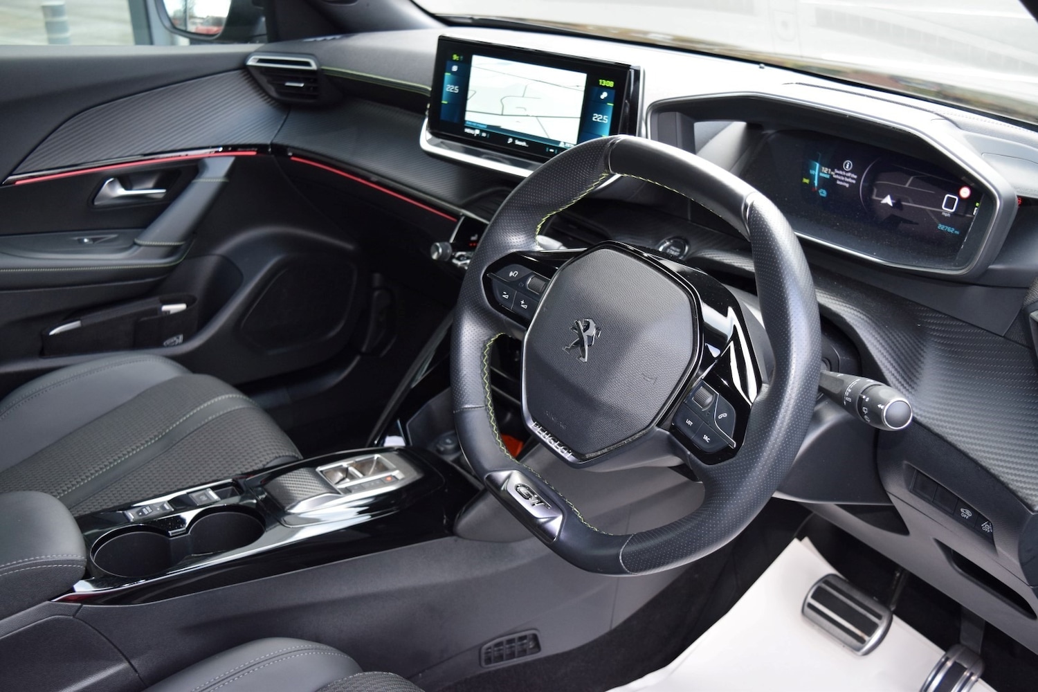 Used Peugeot 2008 2022 for sale - 76663346: Photo 14