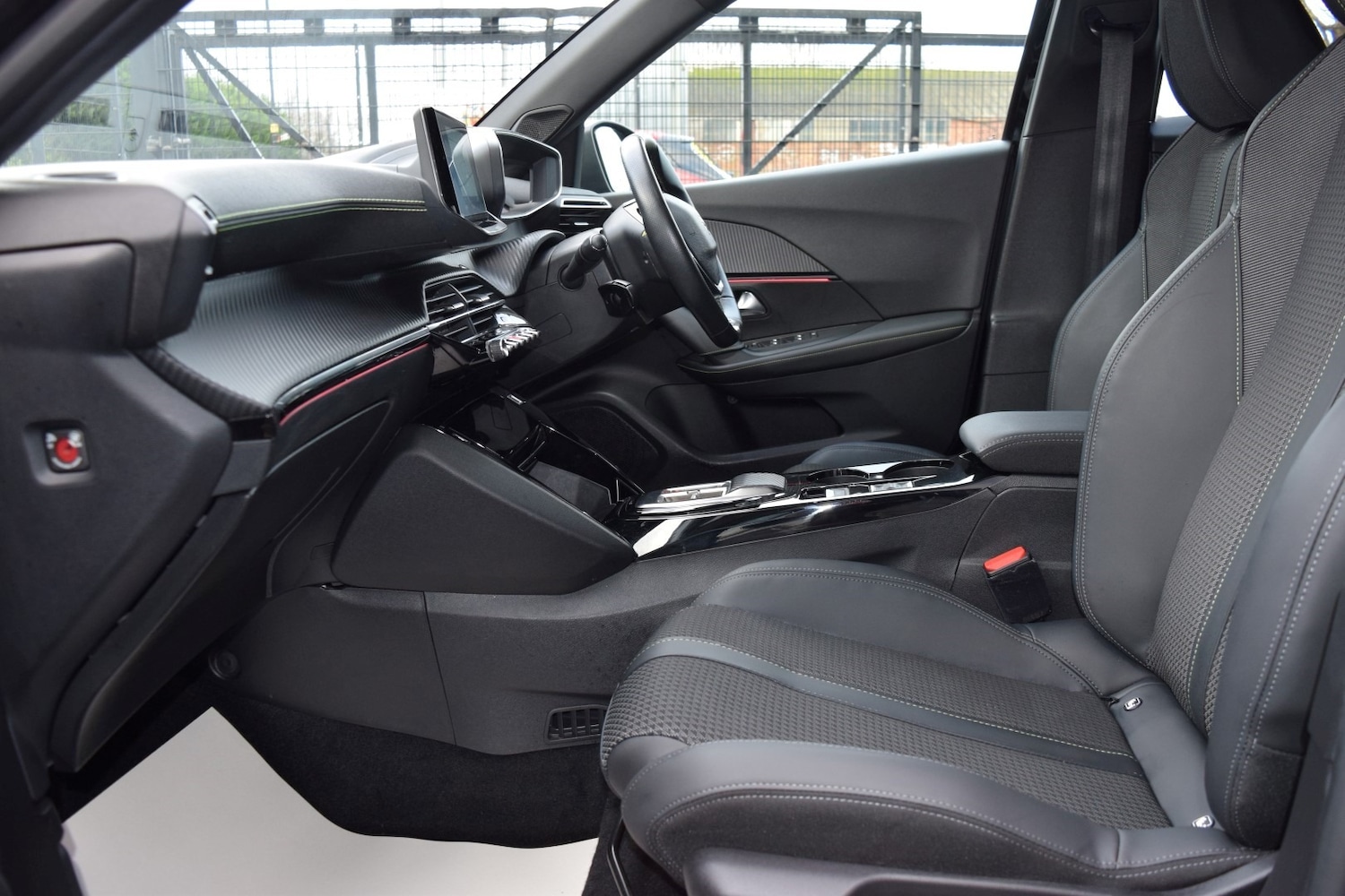 Used Peugeot 2008 2022 for sale - 76663346: Photo 35