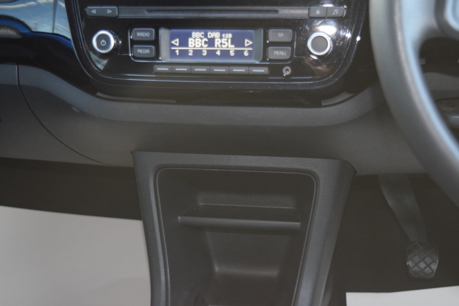 Used Volkswagen up! 2014 for sale - 76723079: Photo 24