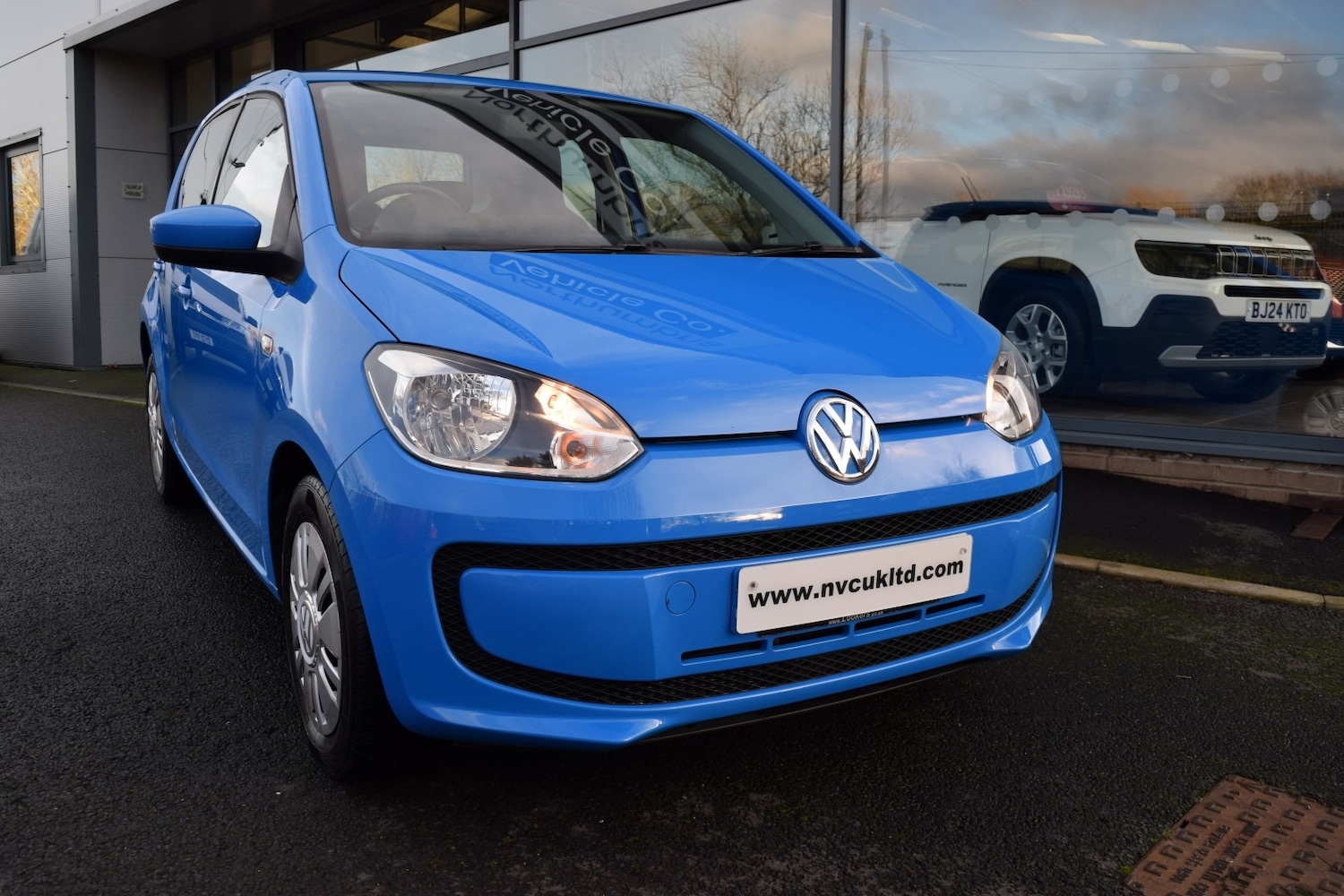 Used Volkswagen up! 2014 for sale - 76723079: Photo 3
