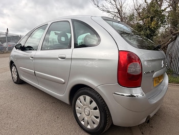 Used Citroen Xsara Picasso 2004 for sale - 78147978: Photo