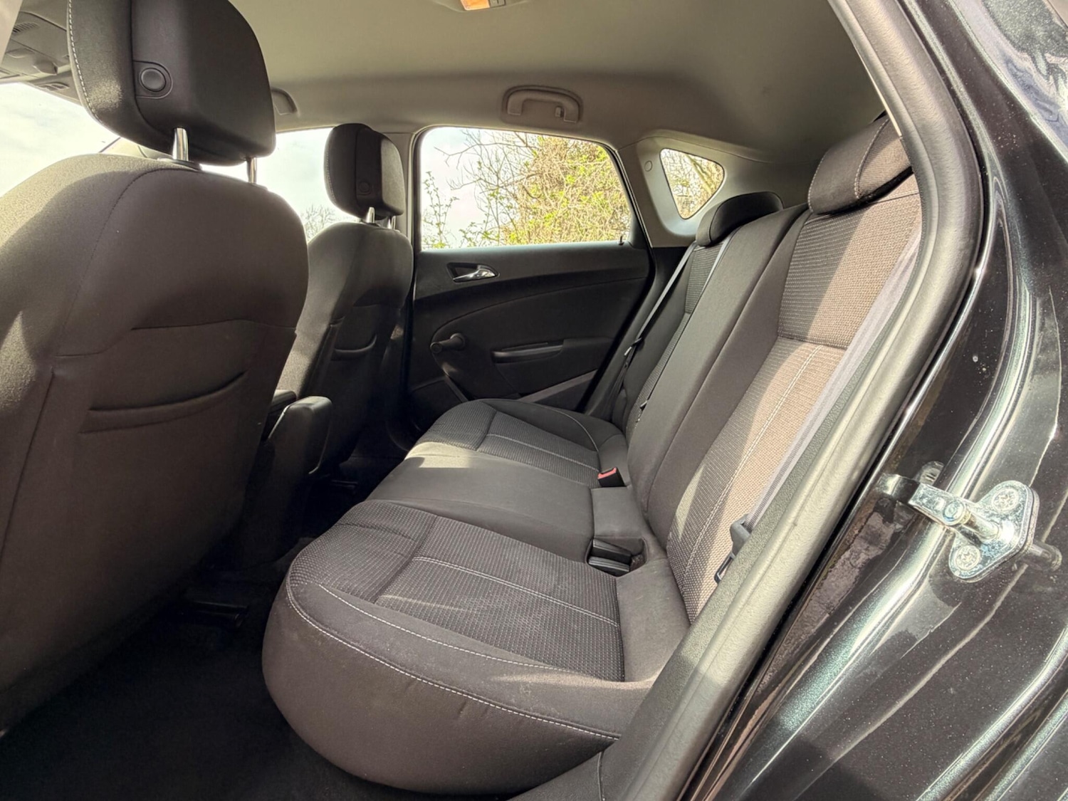 Used Vauxhall Astra 2015 for sale - 78007239: Photo 16