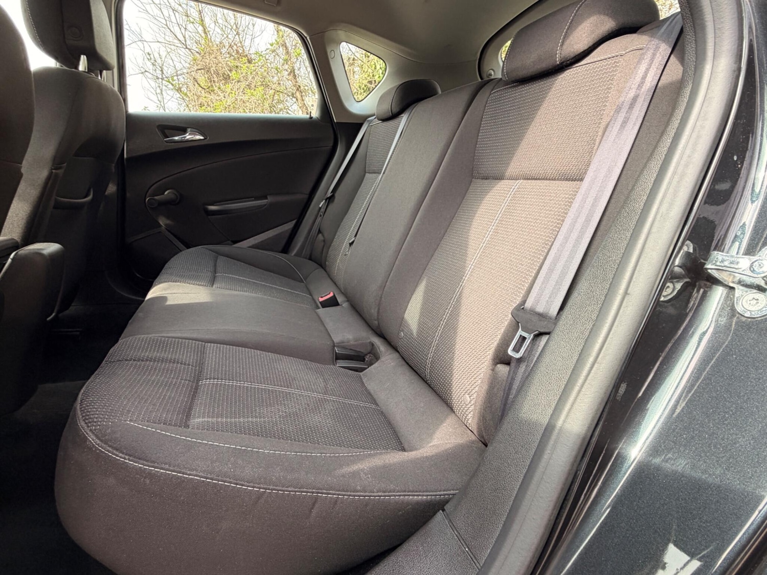 Used Vauxhall Astra 2015 for sale - 78007239: Photo 17