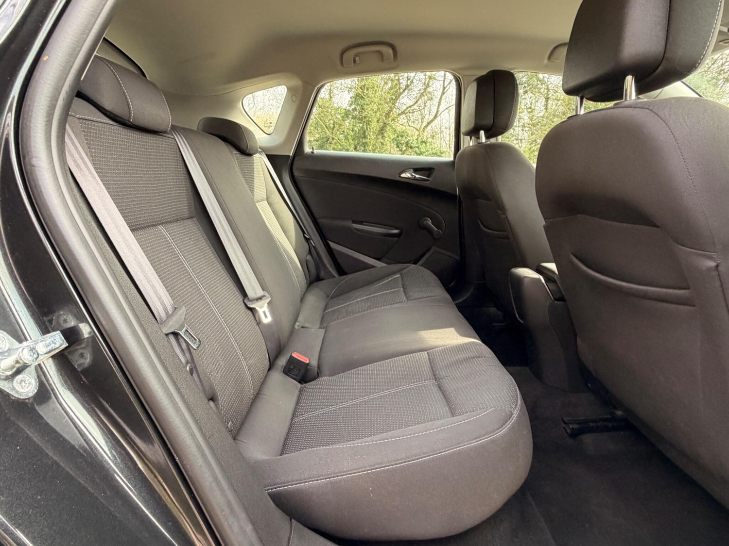 Used Vauxhall Astra 2015 for sale - 78007239: Photo 19