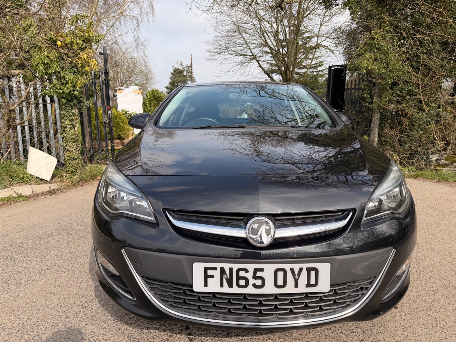 Used Vauxhall Astra 2015 for sale - 78007239: Photo 2
