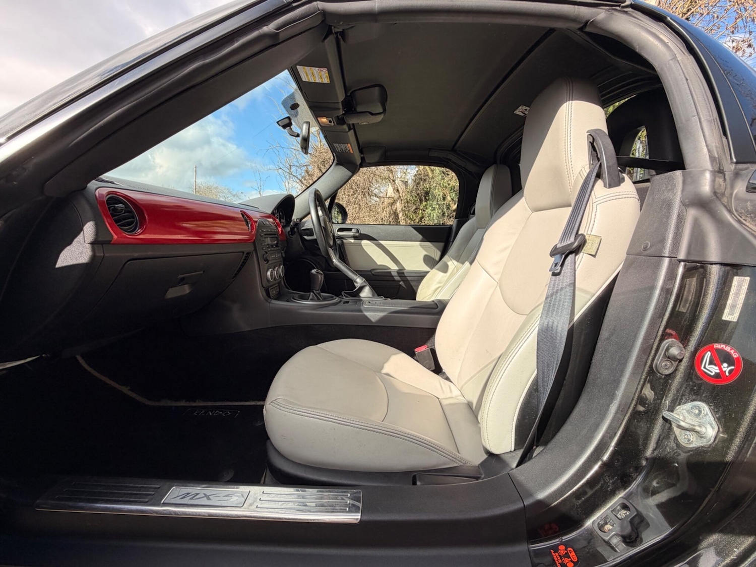 Used Mazda MX-5 2011 for sale - 77744394: Photo 29