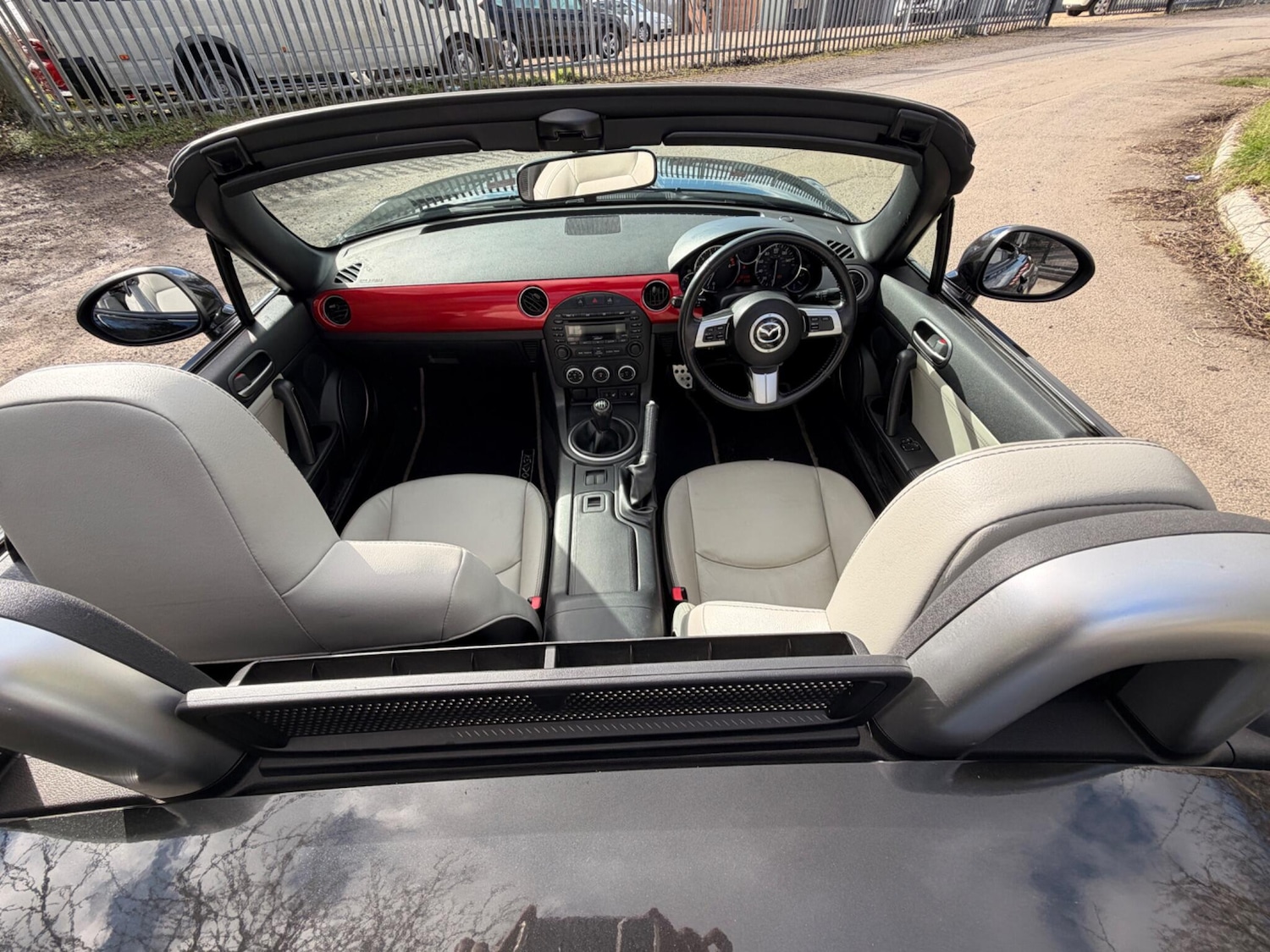 Used Mazda MX-5 2011 for sale - 77744394: Photo 33