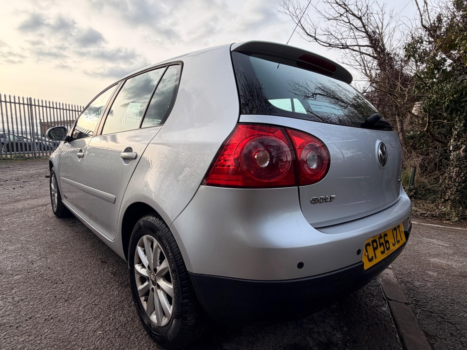 Used Volkswagen Golf 2007 for sale - 77744395: Photo 4