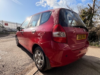 Used Honda Jazz 2006 for sale - 77744396: Photo