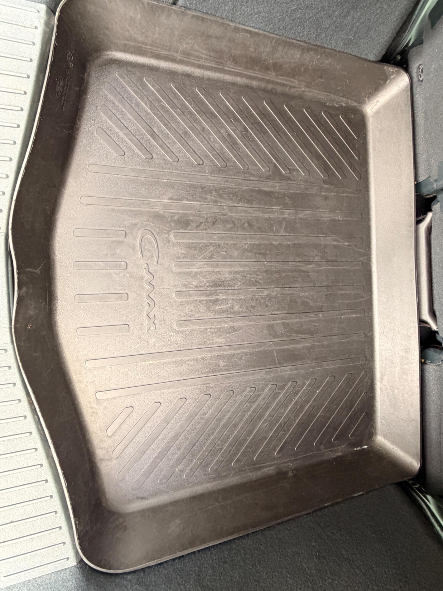 Used Ford C-Max 2011 for sale - 78006519: Photo 28