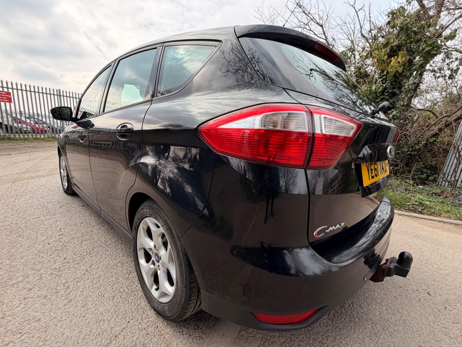 Used Ford C-Max 2011 for sale - 78006519: Photo 4