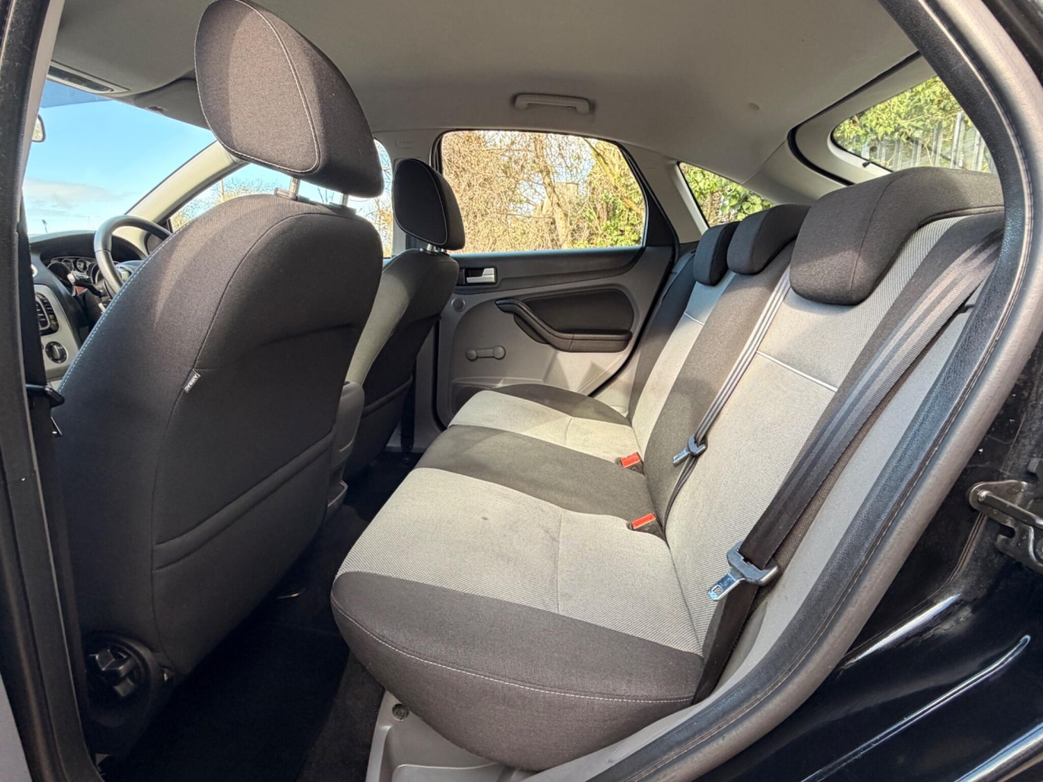 Used Ford Focus 2010 for sale - 77808915: Photo 13