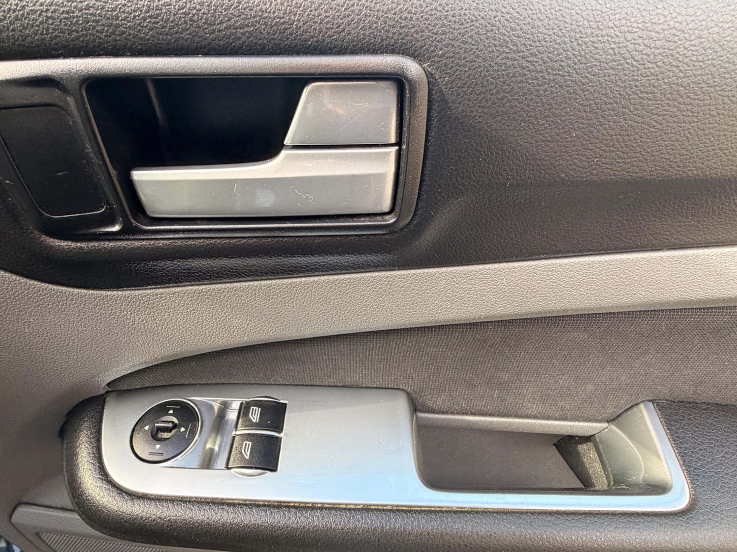 Used Ford Focus 2010 for sale - 77808915: Photo 23