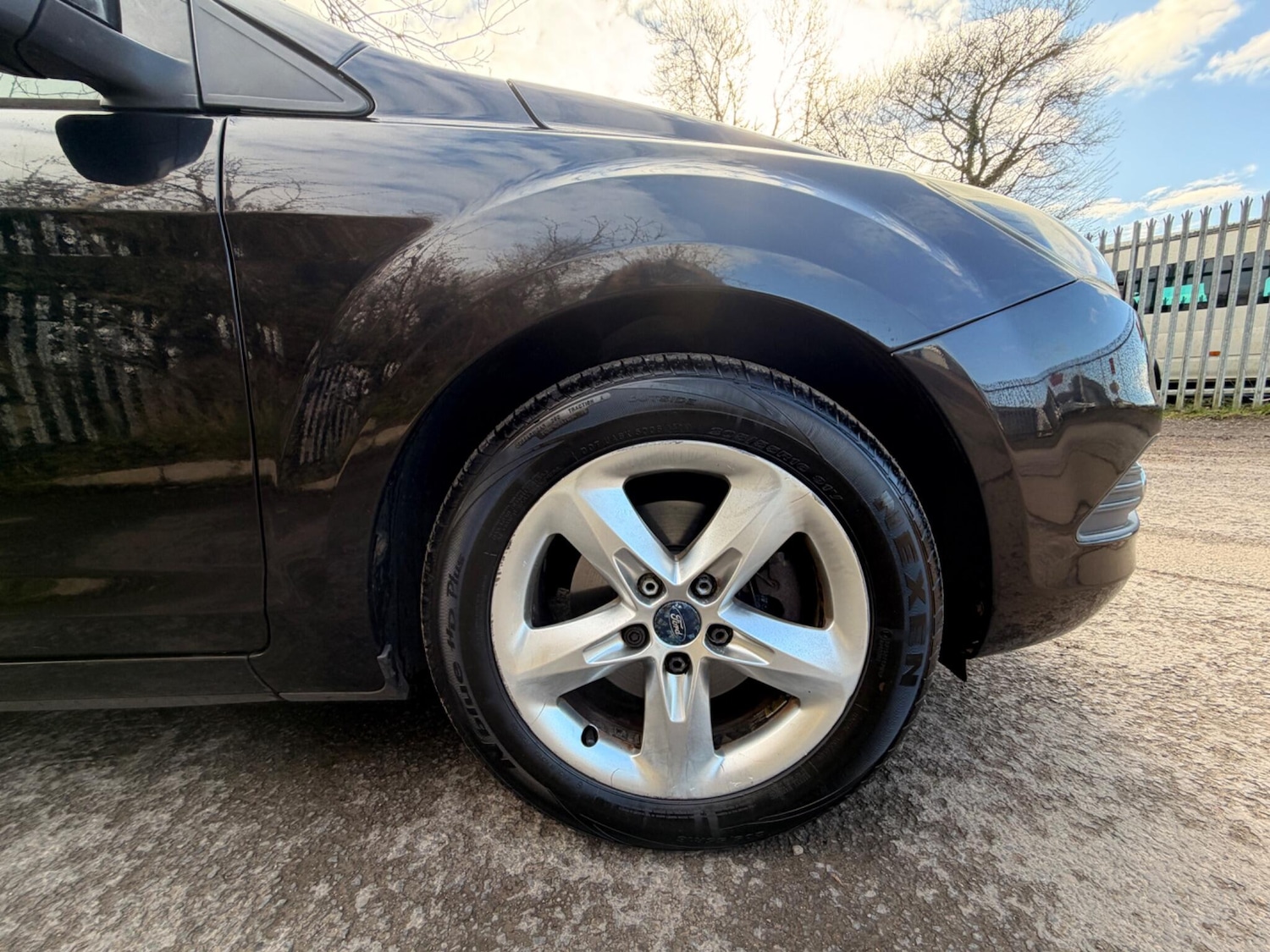 Used Ford Focus 2010 for sale - 77808915: Photo 4