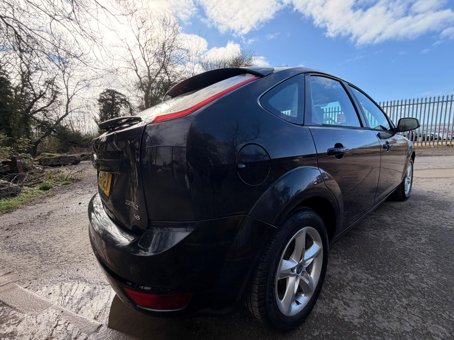 Used Ford Focus 2010 for sale - 77808915: Photo 5