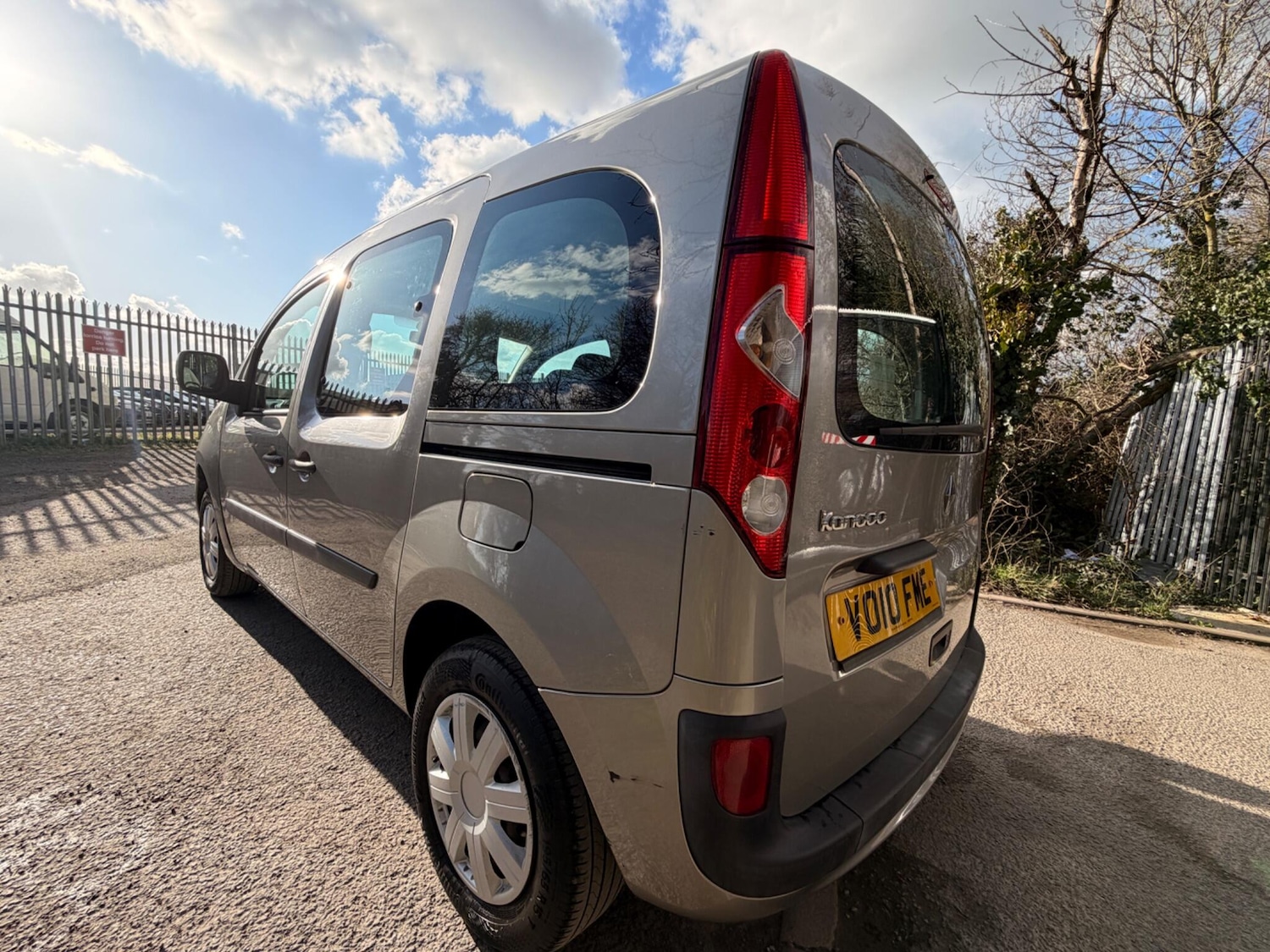 Used Renault Kangoo 2010 for sale - 77744397: Photo 4