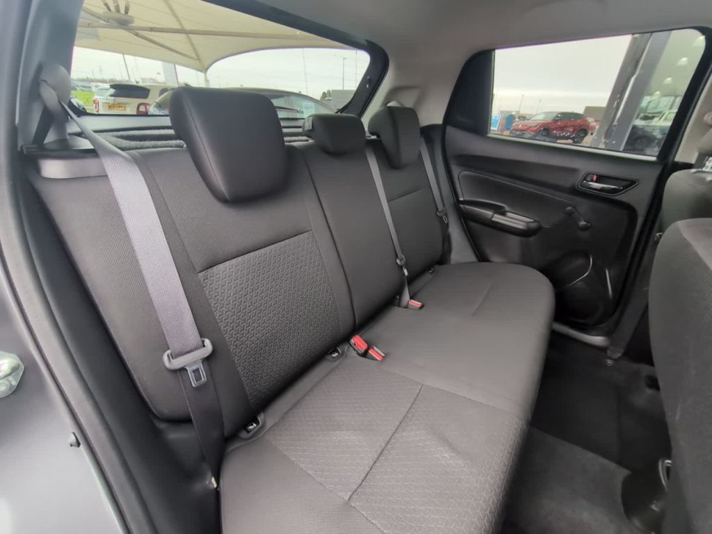 Used Suzuki Swift 2019 for sale - 76710669: Photo 12