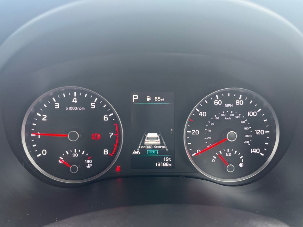 Used Kia Stonic 2022 for sale - 75997827: Photo 13