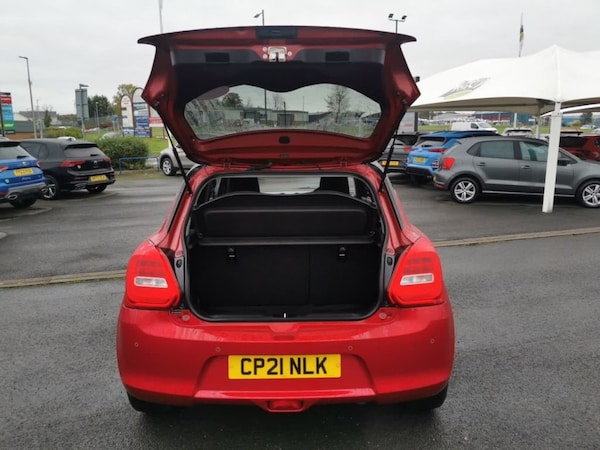 Used Suzuki Swift 2021 for sale - 76231510: Photo 9