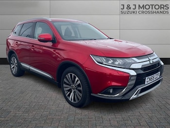Mitsubishi Outlander feature image