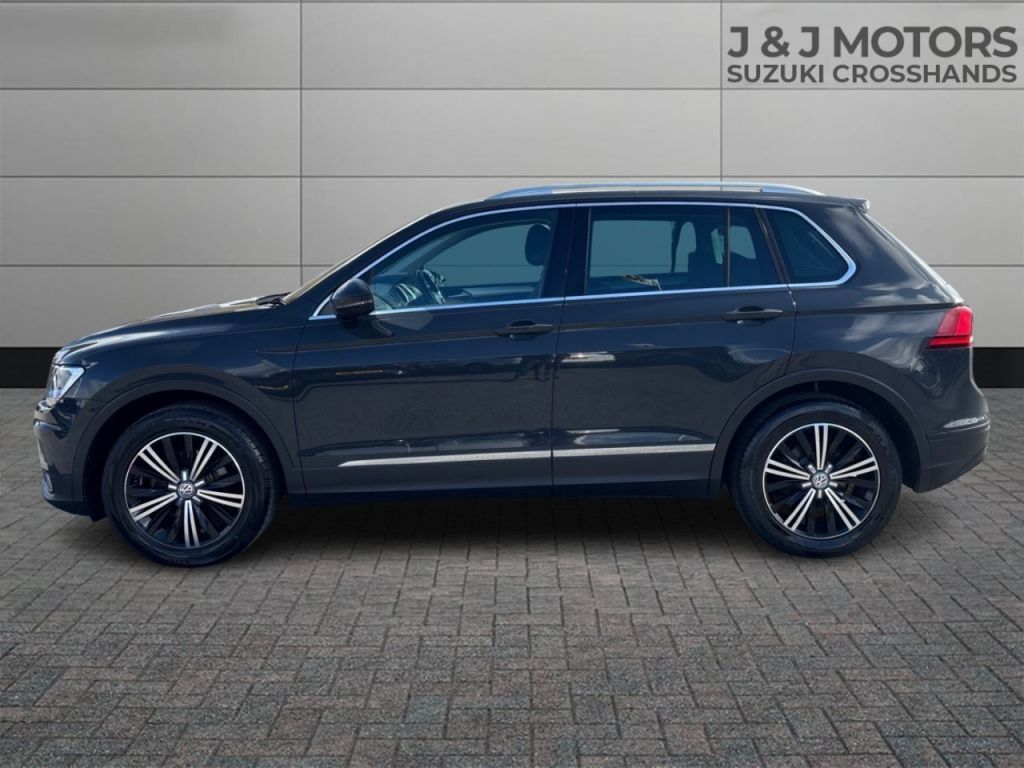 Used Volkswagen Tiguan 2017 for sale - 77836204: Photo 4