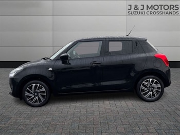 Used Suzuki Swift 2023 for sale - 77557532: Photo