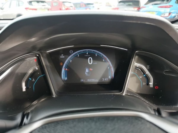 Used Honda Civic 2018 for sale - 76235224: Photo 13