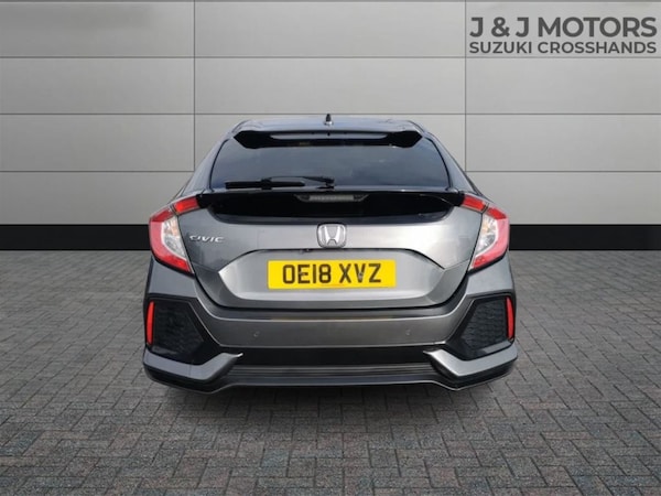 Used Honda Civic 2018 for sale - 76235224: Photo 6