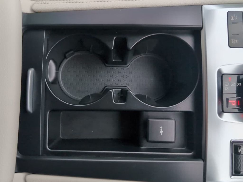 Used Jaguar F-Pace 2023 for sale - 76546080: Photo 15