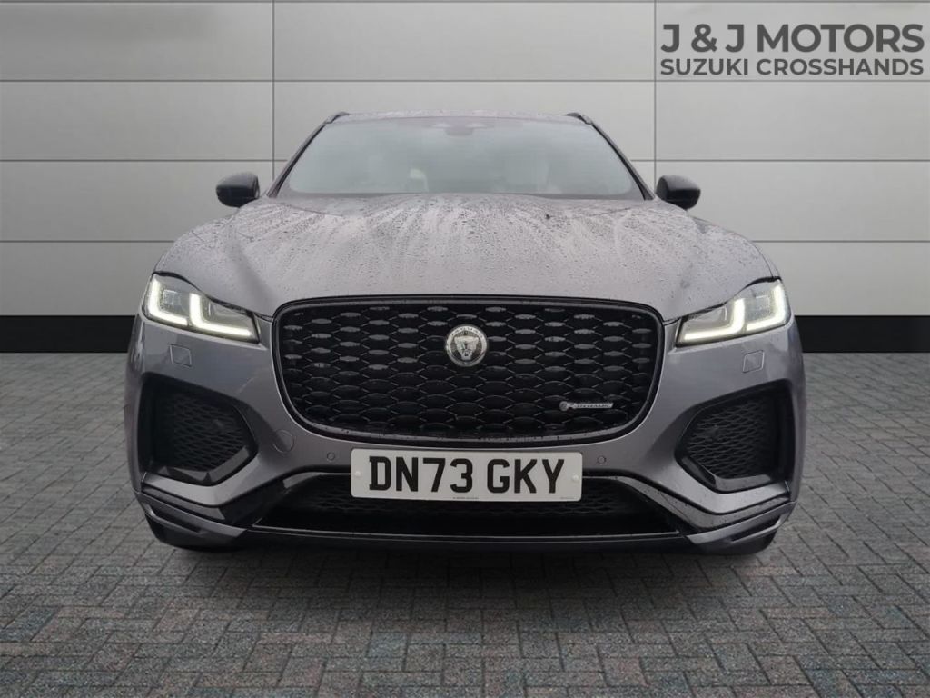 Used Jaguar F-Pace 2023 for sale - 76546080: Photo 2