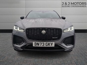 Used Jaguar F-Pace 2023 for sale - 76546080: Photo