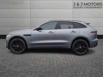 Used Jaguar F-Pace 2023 for sale - 76546080: Photo