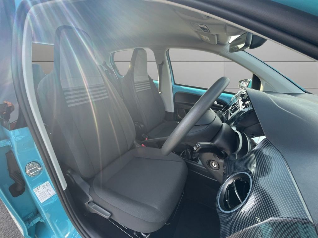 Used Volkswagen up! 2022 for sale - 76710715: Photo 12